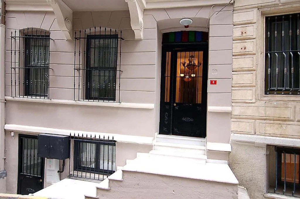اسطنبول Mayer Cihangir Suites تركيا