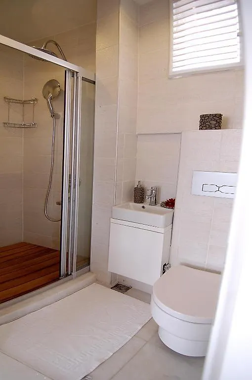 اسطنبول Mayer Cihangir Suites 0*,  تركيا